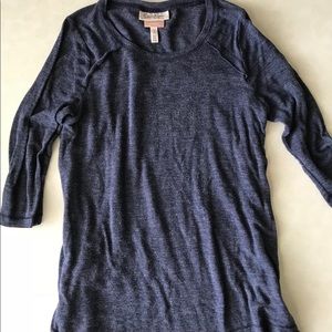 Jessica Simpson nursing shirt